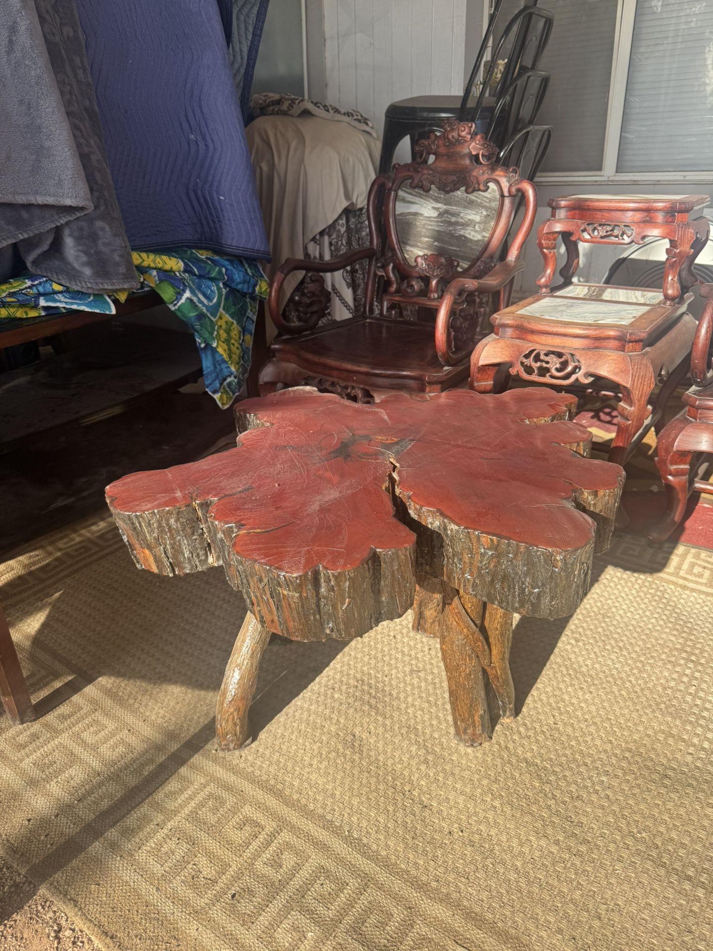 Solid Wood 🪵 Table