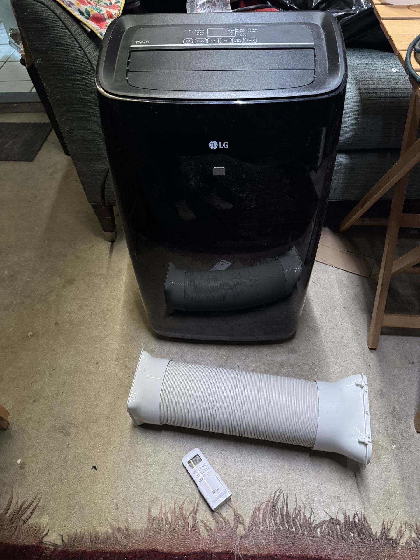 LG 10,000 BTU Smart portable Air Conditioner