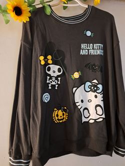 Hello Kitty and friends Halloween sweater size large excellent Condition ✨️