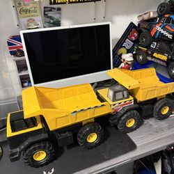 Tonka Dump Trucks 2 Of Them Vintage 