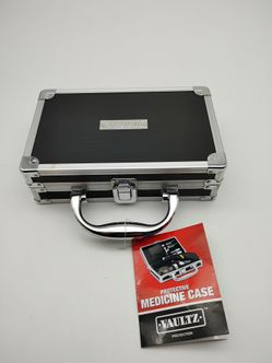 Vaultz. Case