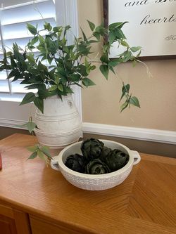 Set a five artificial artichoke