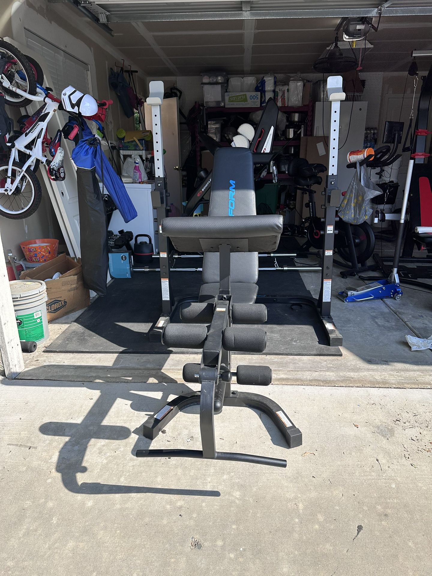 Pro form Weight Bench With Squat Rack