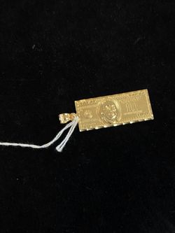 10k pendant
