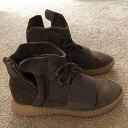 Yeezy 750 Chocolate Size 9