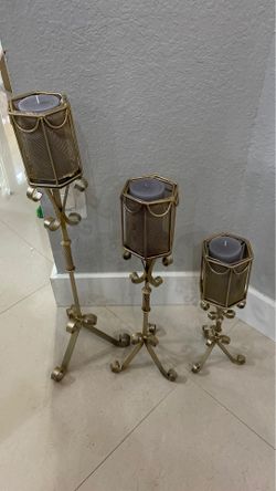Candle holders gold tone