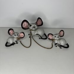 Vintage Mid Century Porcelain Mouse Mice Chain Family Kitsch Mother and Babies