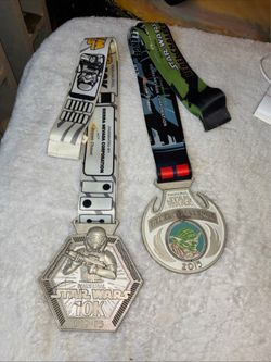 Star Wars collectible medallions