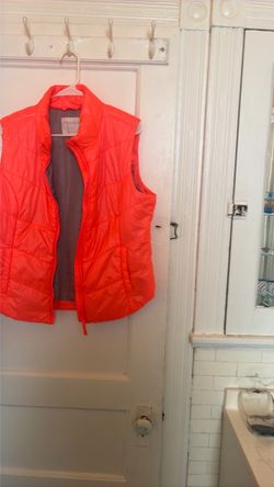 Aeropostale vest