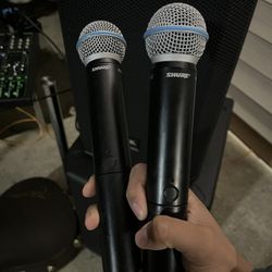 Shure BLX288 Dual Beta 58A microphones