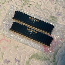 (2x8GB) 3200MHz DDR4 • Corsair LPX RAM 