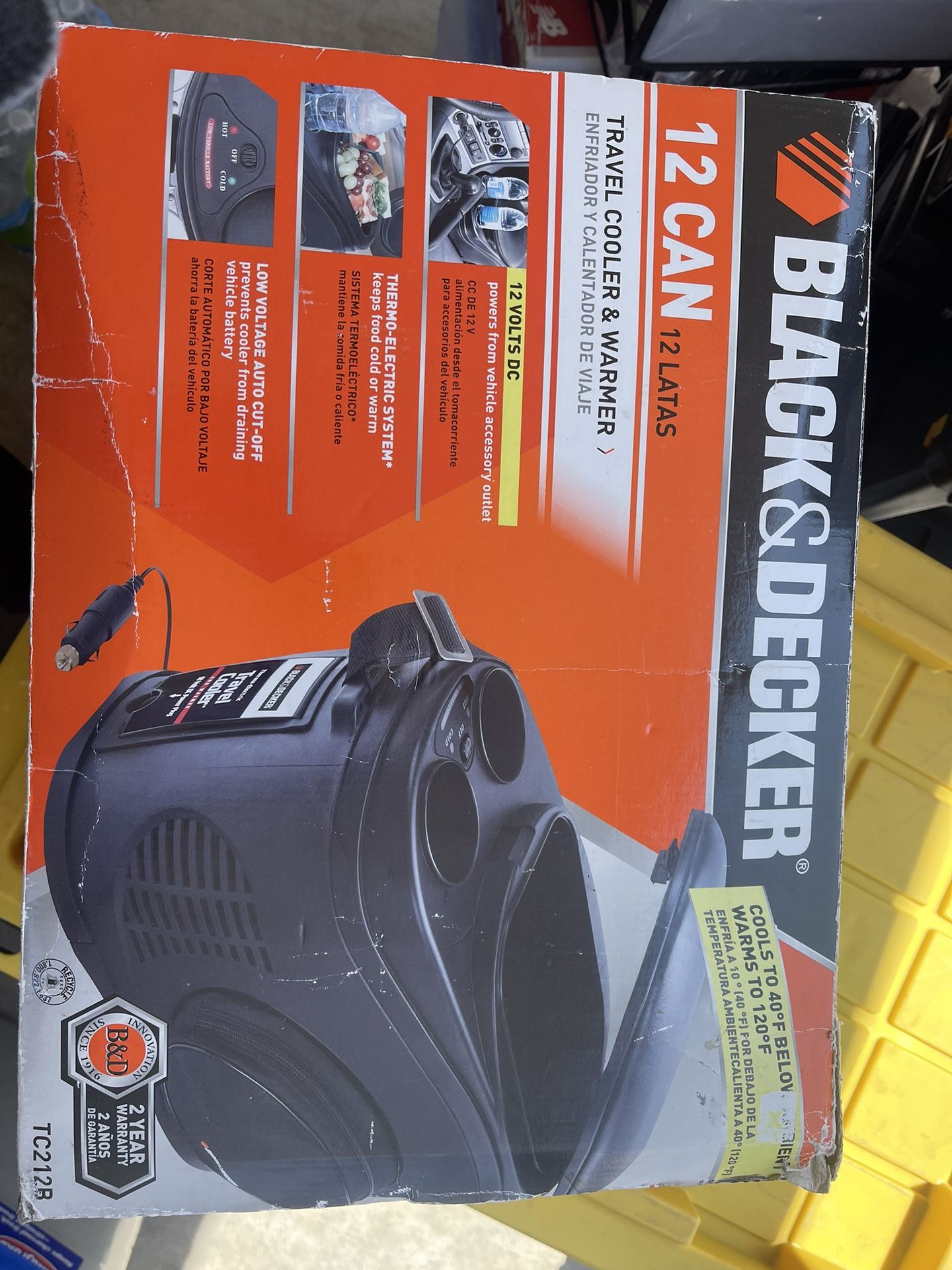 BLACK+DECKER TC212B Portable Travel Cooler/Warmer with 12V DC Power Adaptor: 12 Can, 2.3 Gallon Capacity BLACK+DECKER TC212B Portable Travel Cooler/W