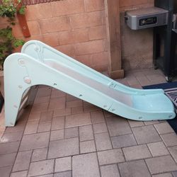 Kids slide