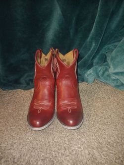 ARIAT Boots$90
