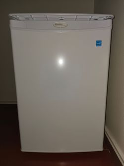 Danby Designer 2.6 cu ft Compact Fridge