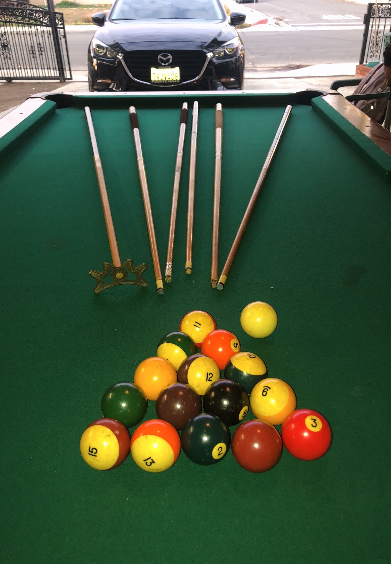 chicagoan pool table