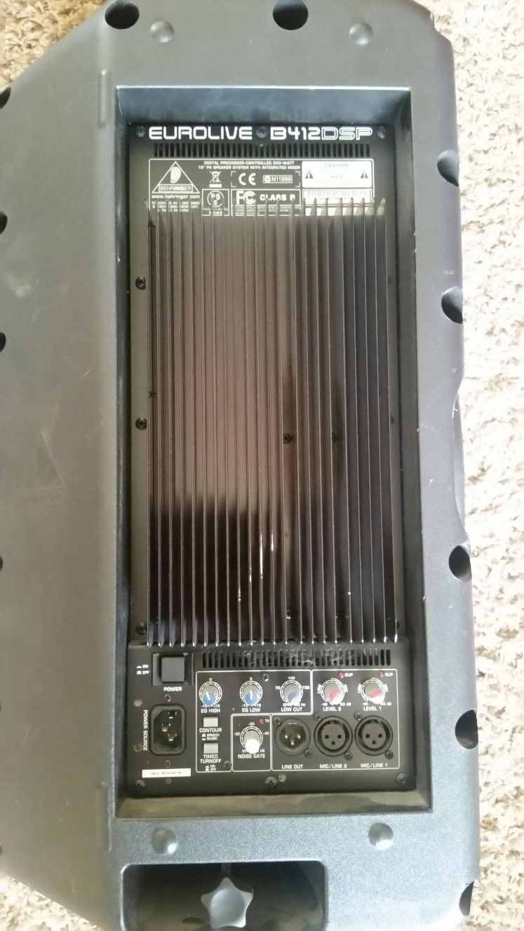 Behringer EURO LIVE B412DSP for Sale in Fontana CA OfferUp