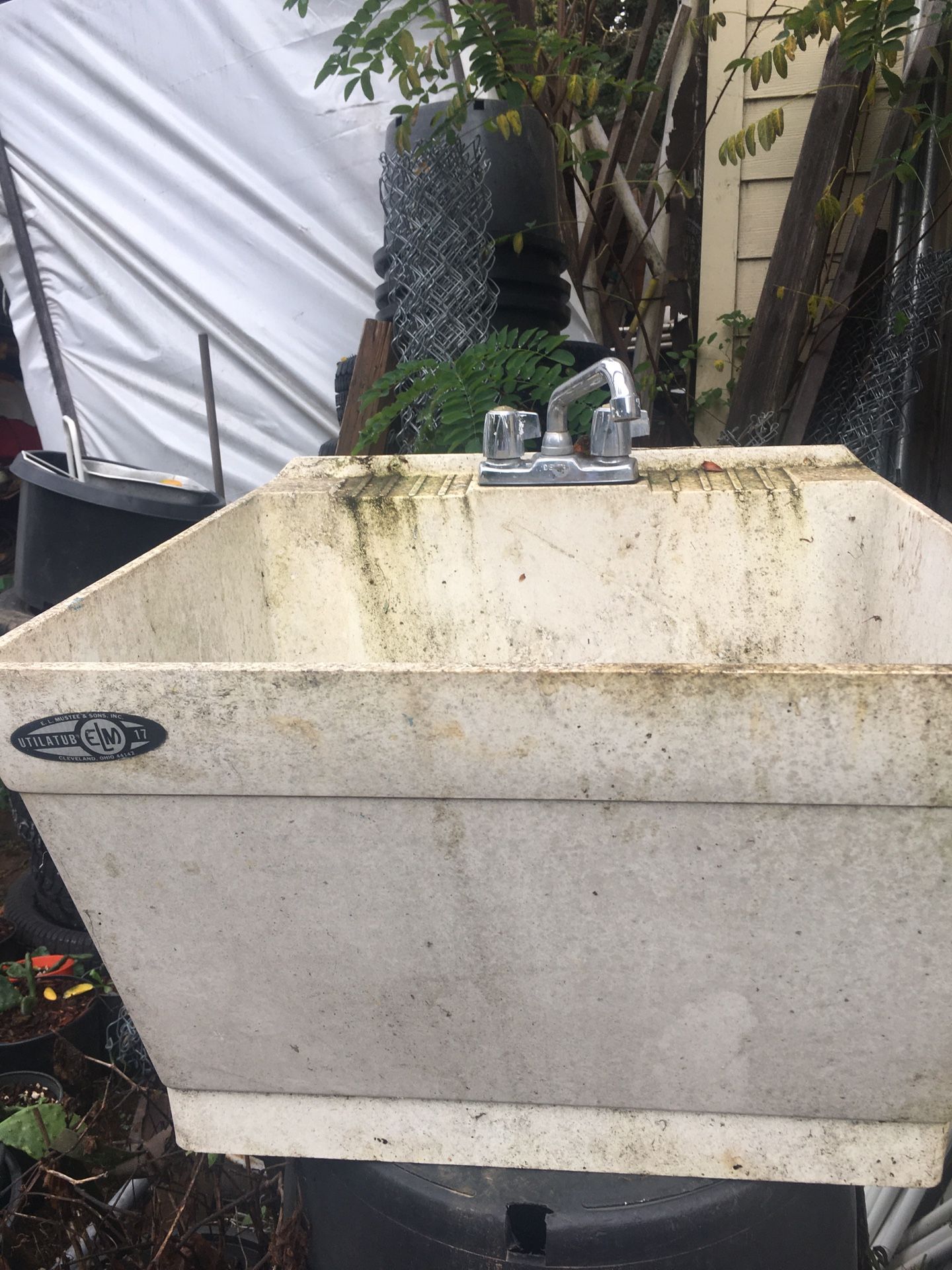 Sink Garage Shop Or Out Doors 