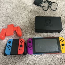 Original Nintendo Switch With 128 Gb Sd Card And Dock