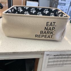 Pet Storage Bin