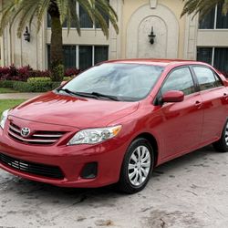 2013 Toyota Corolla LE 