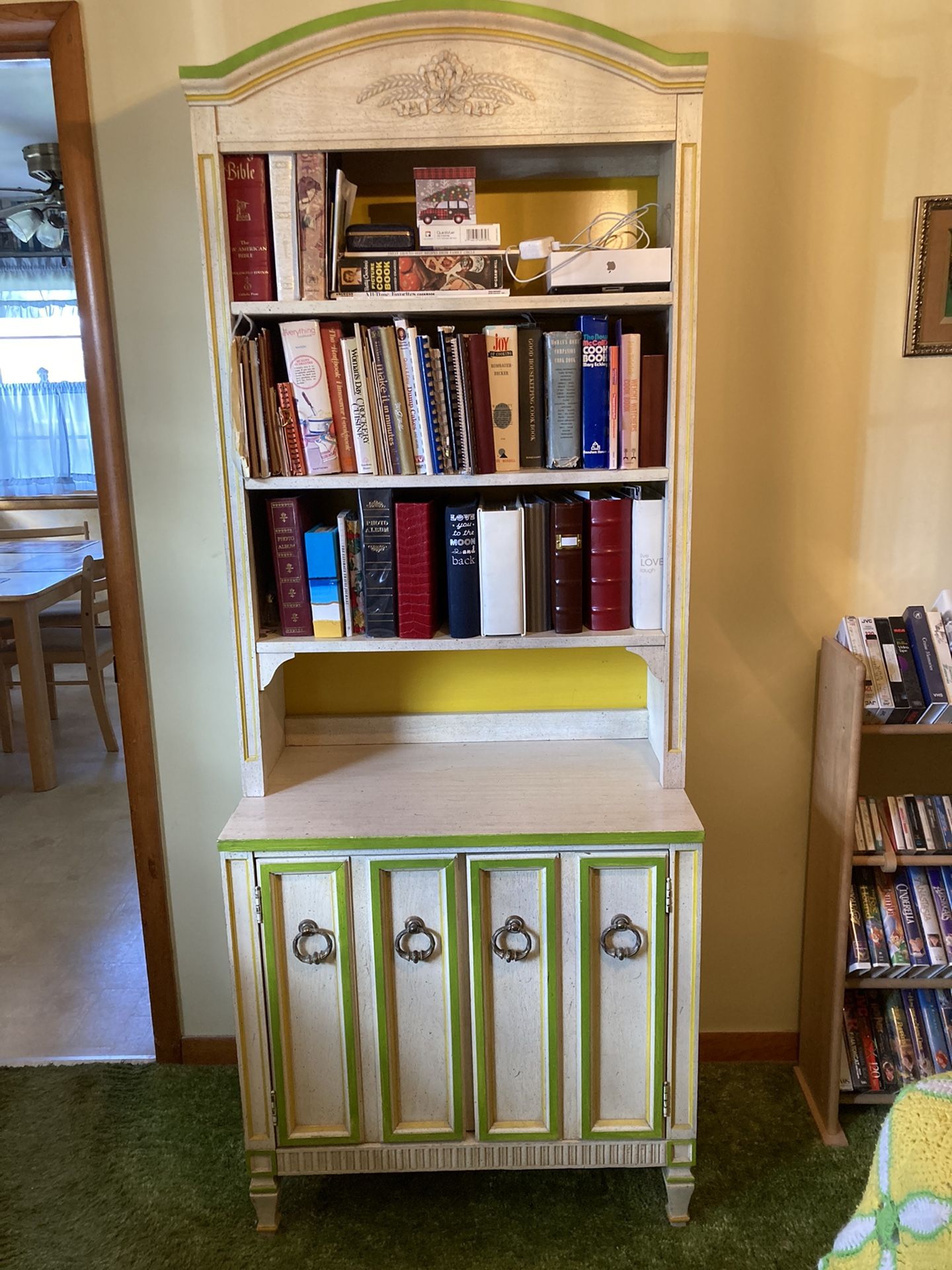 Small  Bookcase/dresser In Fine Condition 