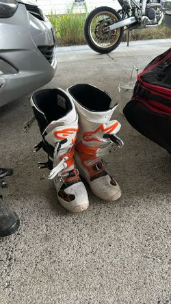 Alpinestars boots