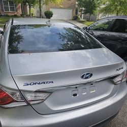 2011 Hyundai Sonata-Hybrid