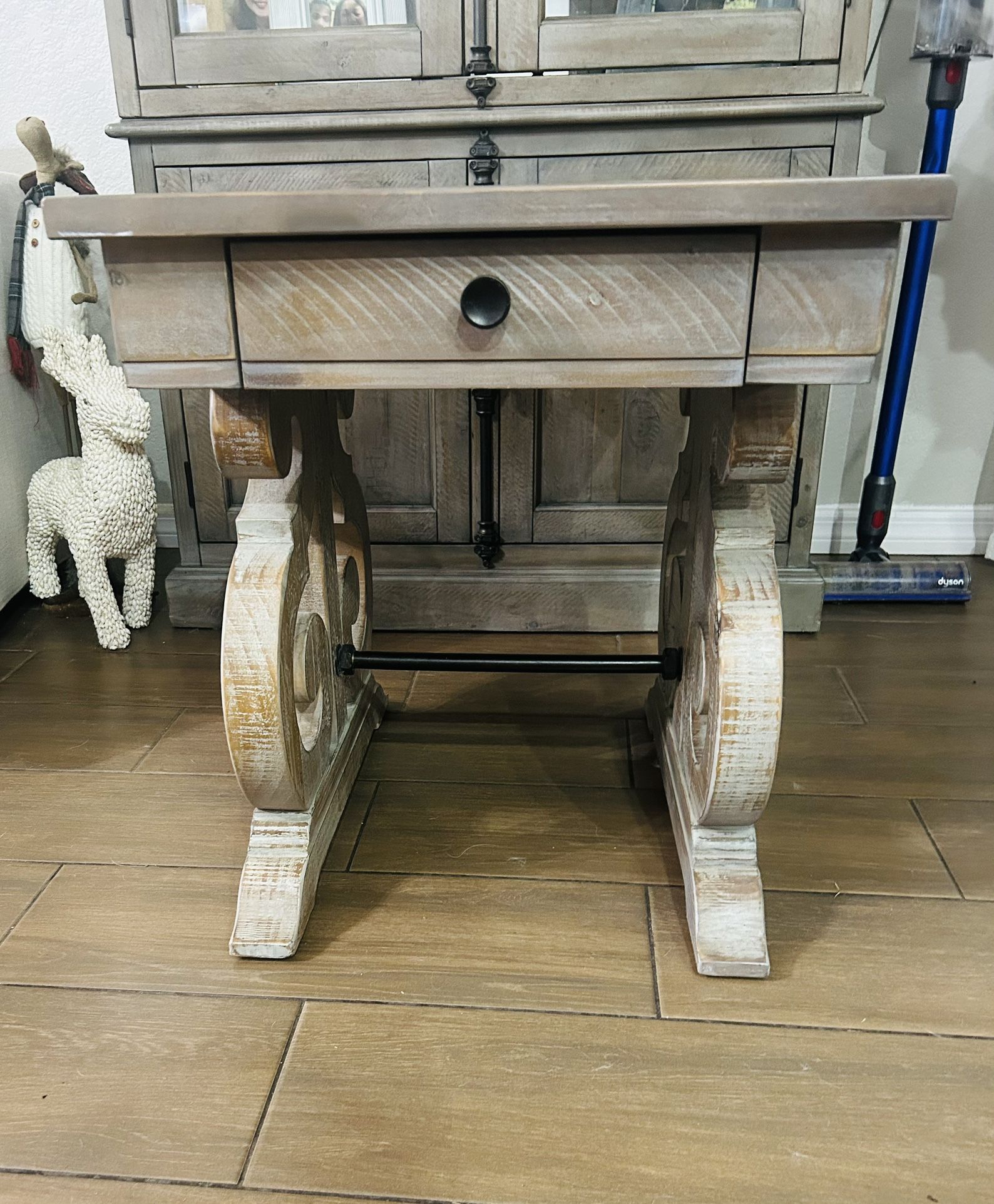 Farm house end table