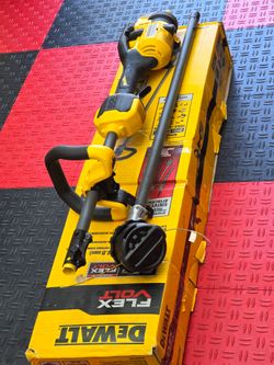 New DEWALT FLEXVOLT 60V MAX 17 in. Cordless Battery Powered Attachment Capable Trimmer (Tool Only)
