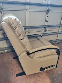 Leather recliner chair