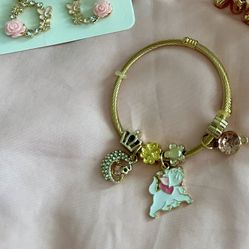 Marie Aristo Cat Charm Bracelet $10