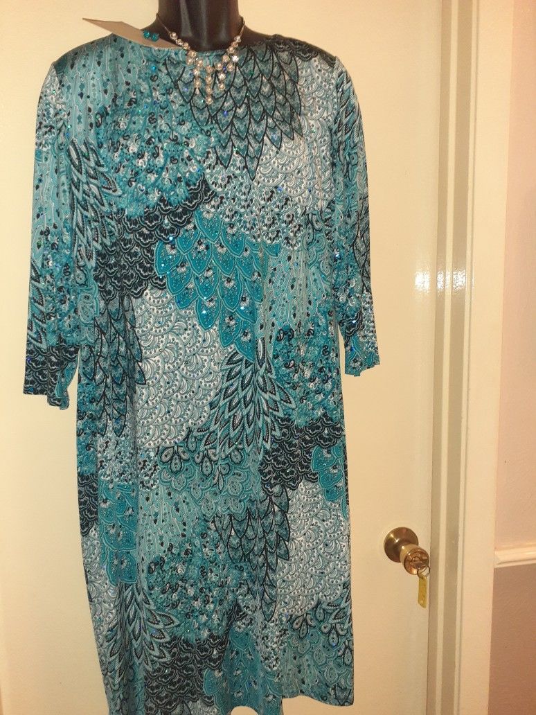 Stunning Brand New Turquoise And Teal Mid Calf Peacock Holiday Dress With Bonus Necklace, Earrings And Bracelet