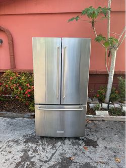 Kitchenaid French Door Stainless Steel Refrigerator   - Everything works 100% - Kitchenaid Brand  - Bottom Freezer  - Stainless Steel  - Kitchenaid Fr