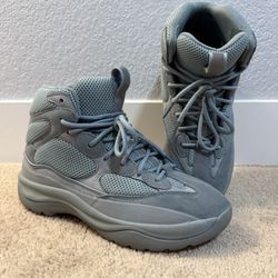 Yeezy House Blues Boots Size 10 EU 44 Used