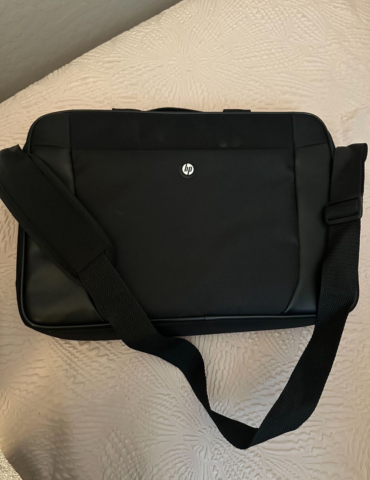 New HP 15.6 Laptop Bag Black