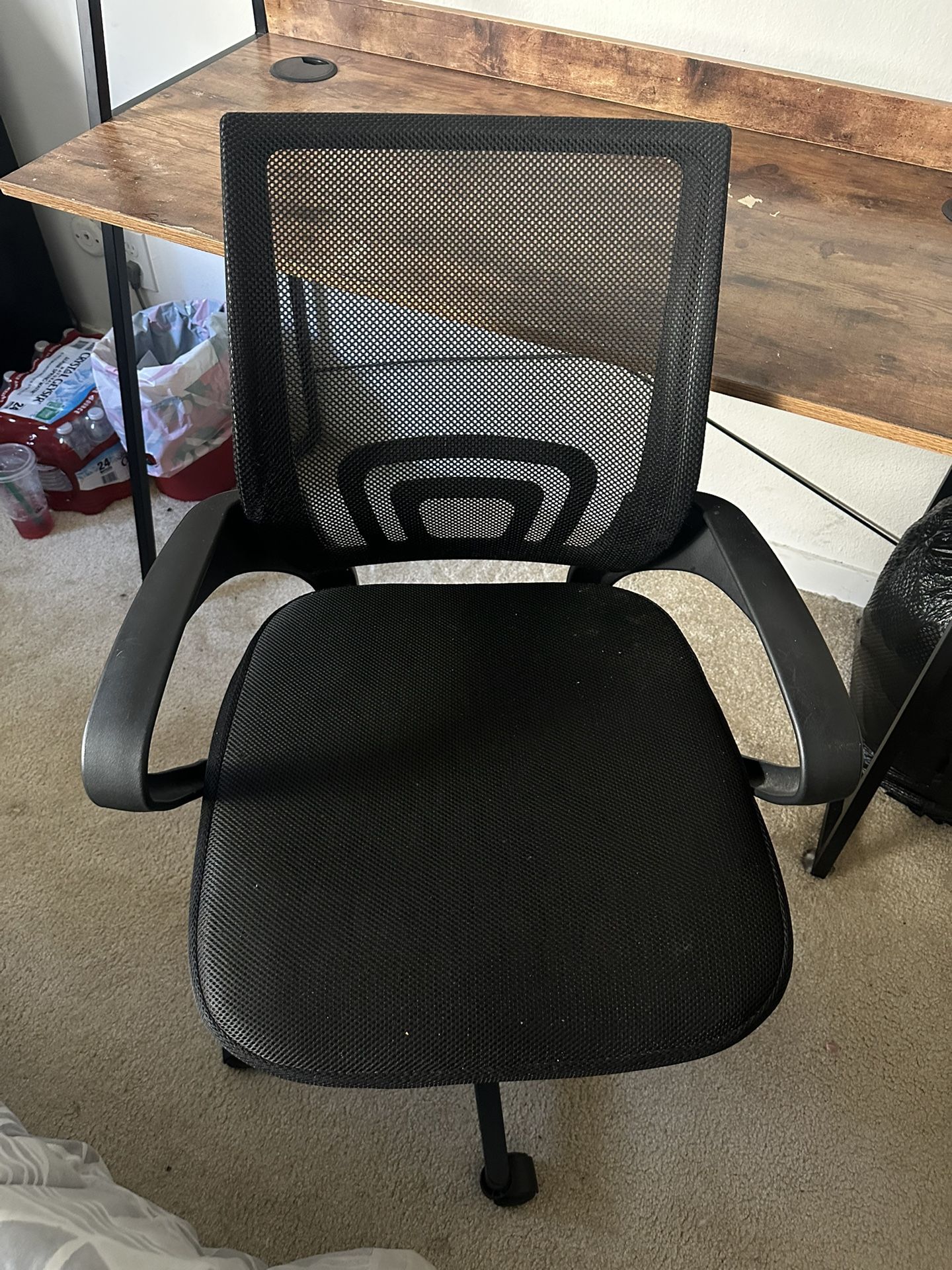 OFFICE CHAIR