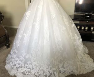Wedding dress
