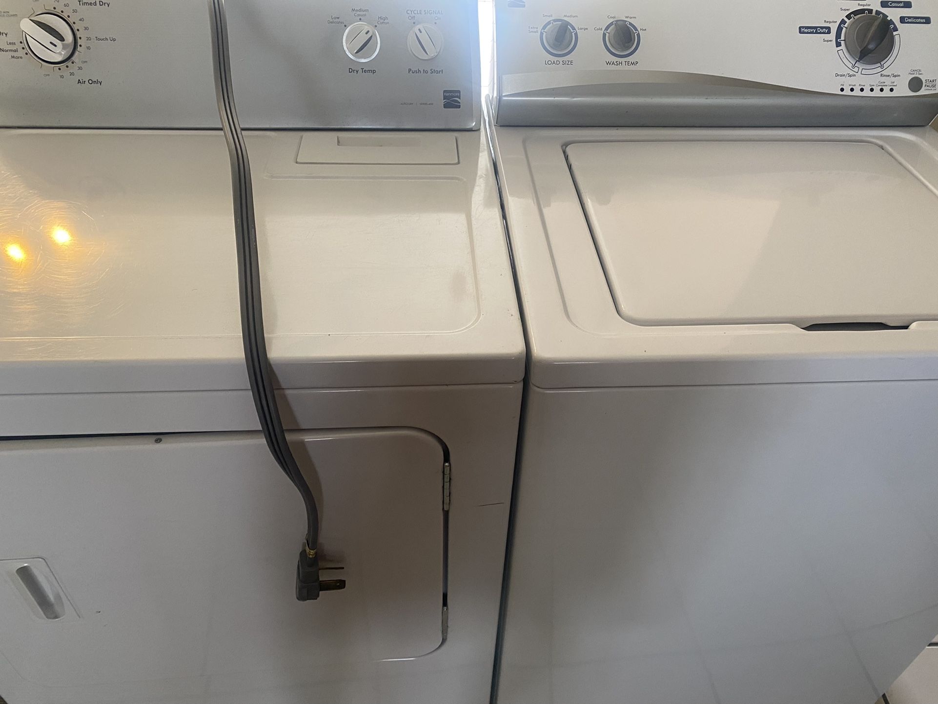 Kenmore  Washer  And Dryer 320$$$