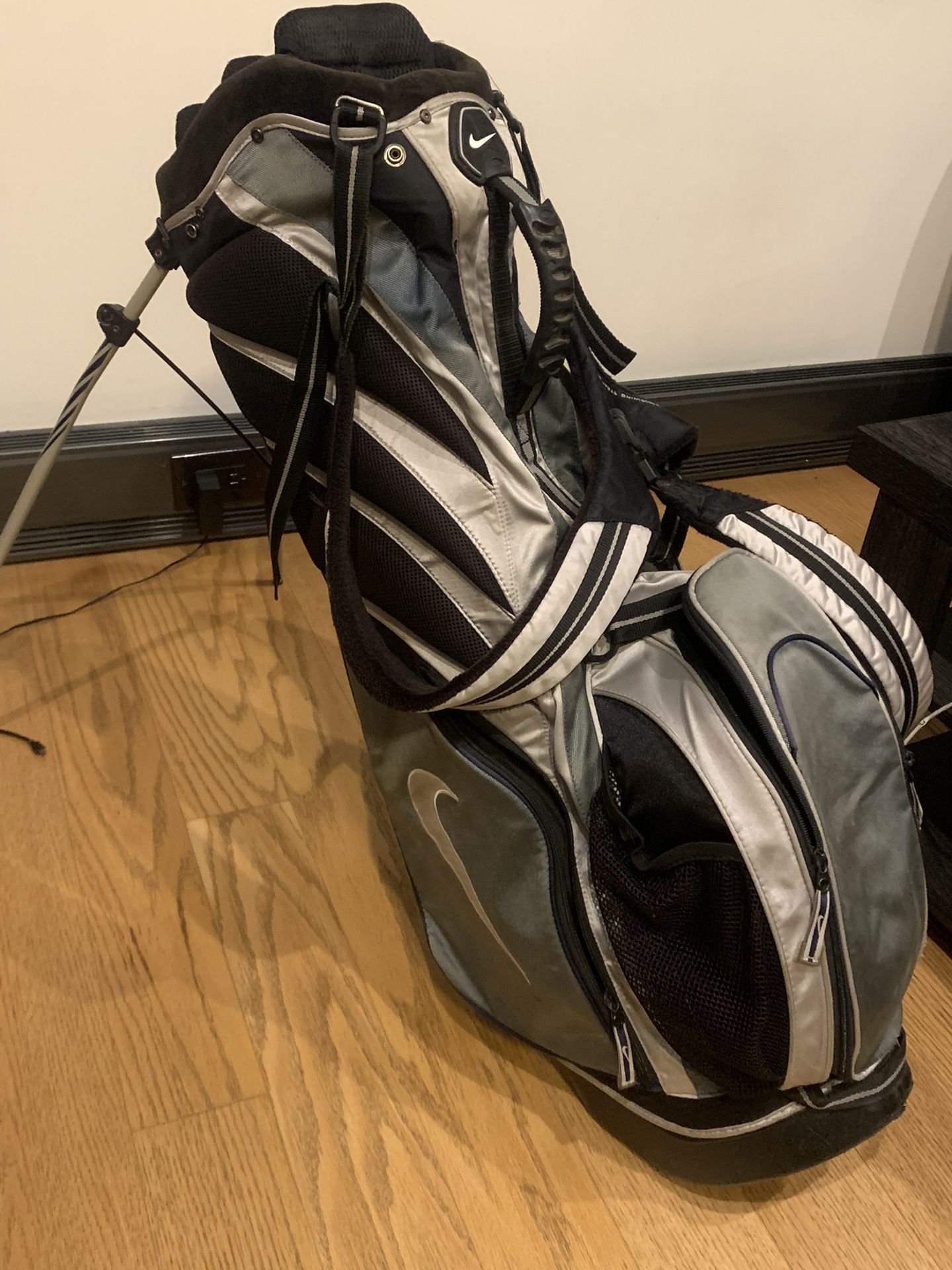 Nike Golf Bag- All Zippers Work, Stand Works, Just recently Upgraded For My Birthday. Great Starter Bag