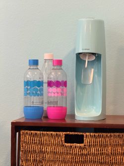Sodastream w/3 bottles