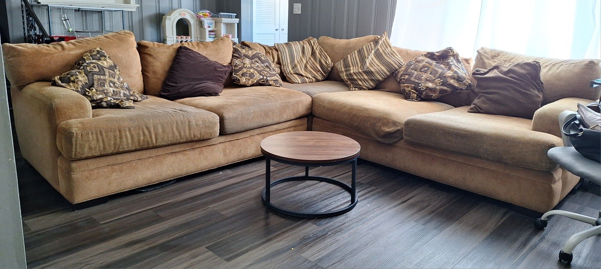2pcs Sectional Couches Coffee Table Included 