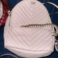 Victoria Backpack 