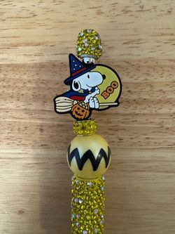 “Snoopy Rides a Broom” Halloween Beaded Gift Pen