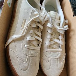 Womens Puma Shoes