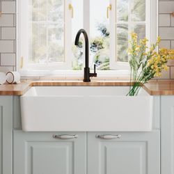 33x20 Farmhouse Sink With Grid