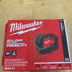 MILWAUKEE 3622-21  M12 12 VOLT LITHIUM ION CORDLESS GREEN 125 FT LASER LINE AND PLUMB POINTS KIT WITH 3AH BATTERY 
