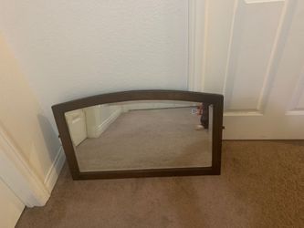 Curved mirror