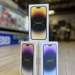 iPhone 14 Pro Max (Unlocked For Any Carrier)