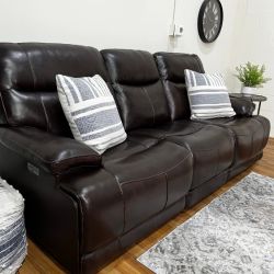 Ridgewin Leather Dual Reclining Sofa | Like-New | Free Delivery!